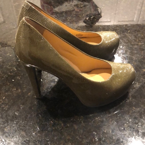 Gianni Bini Pumps - Picture 4 of 4